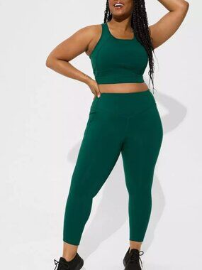 Torrid Active Set: TRU Low-Impact Sports Bra AND Leggings (BOTH)